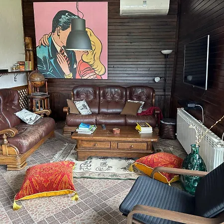 בית הארחה Le Cinema Shiroki Dol