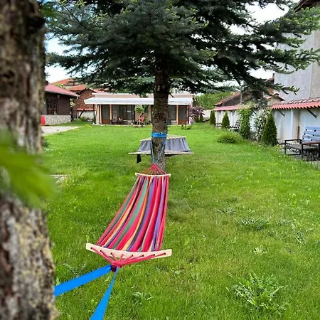 Le Cinema 4* Shiroki Dol