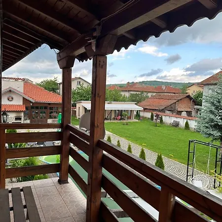 Le Cinema Penzion 4*