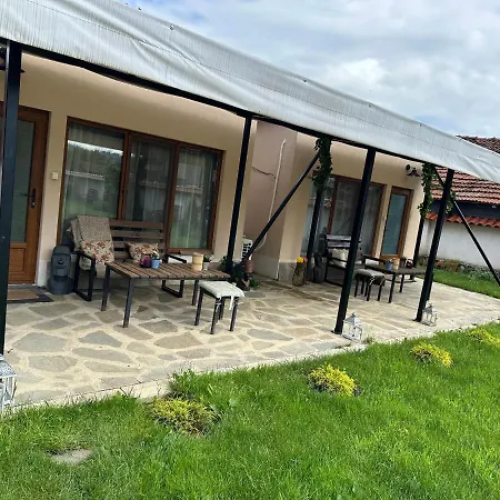 Casa de hóspedes Le Cinema Shiroki Dol