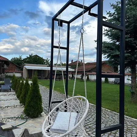 Le Cinema Casa de hóspedes Shiroki Dol